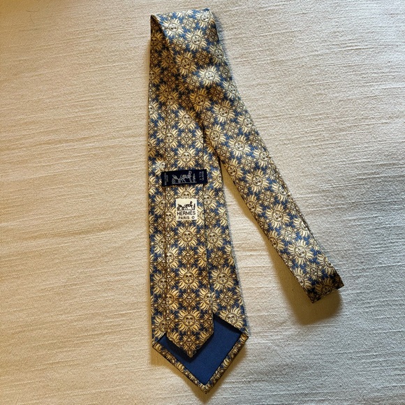 Hermes Sun Silk Necktie - Picture 3 of 5